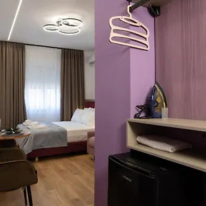 circle-citycenter-apartments.hotels-in-tirana.com/