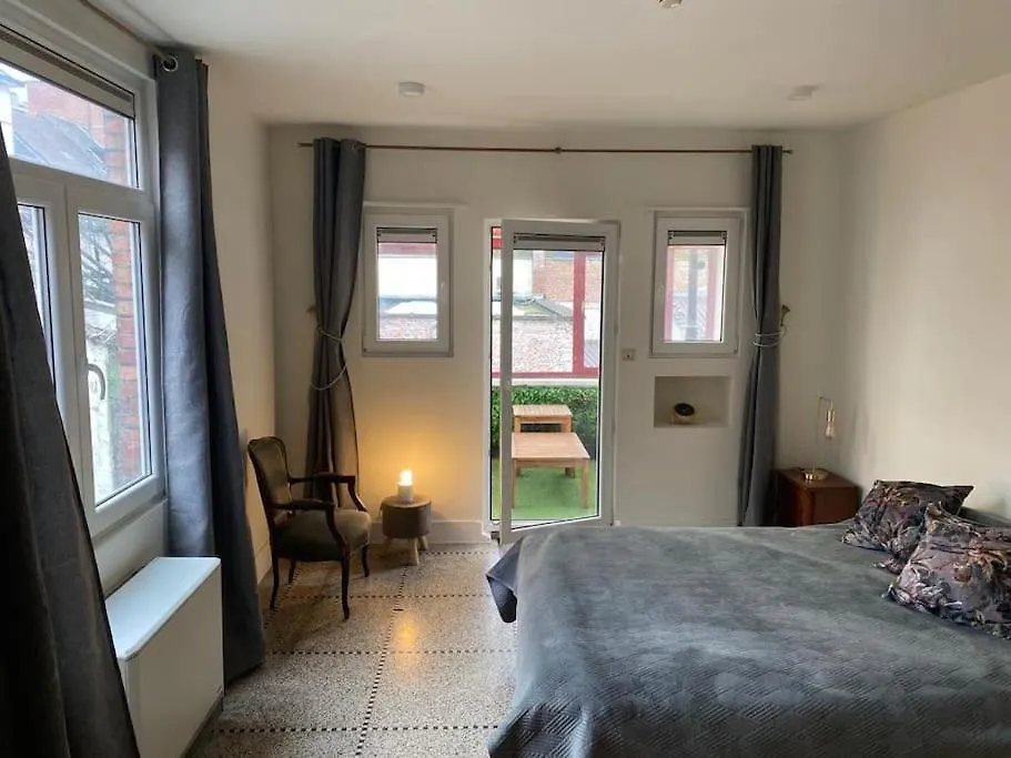 Art Deco - Two Bedroom Apartment Ghent
